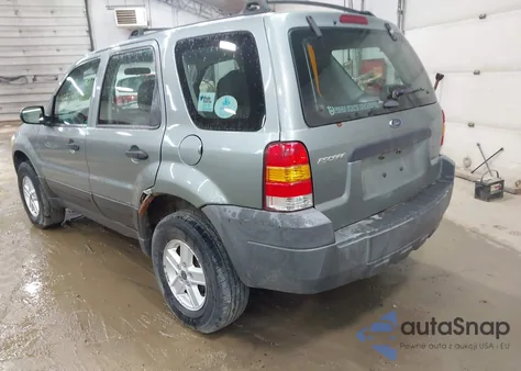 2005 Ford Escape Xls из США, поврежденный, VIN 1FMCU92Z95KA87101
